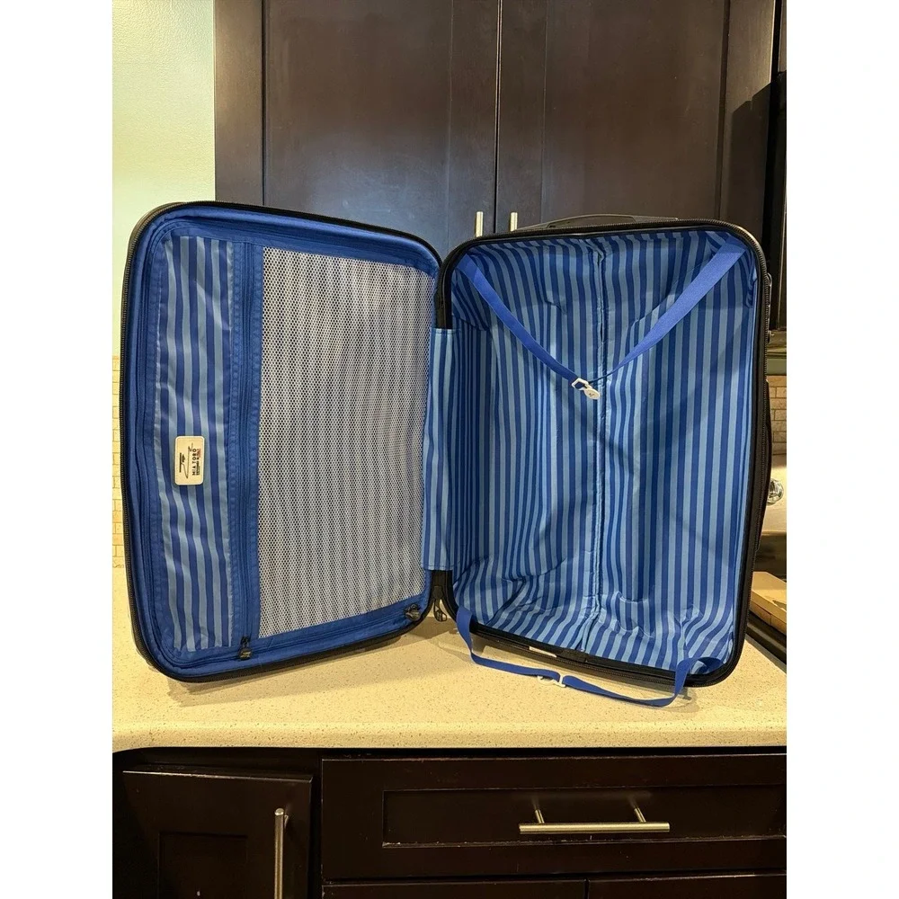 Jozza Airplane Spinner Luggage‎ 24 Inches Hardside